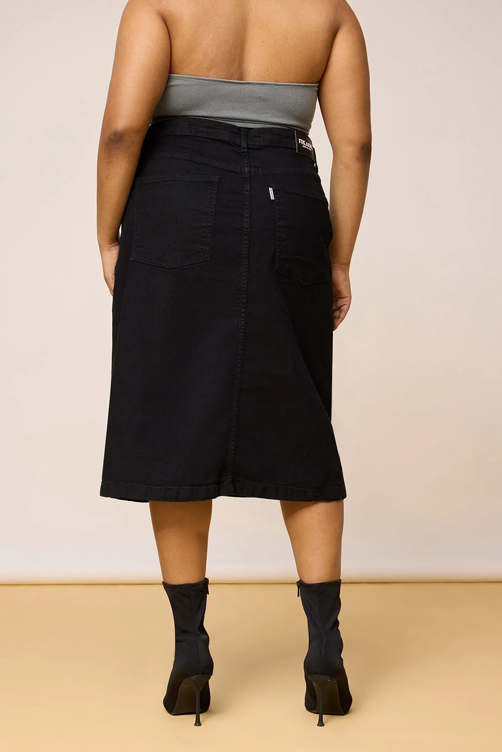 Curve Chic Black Bodycon Statement Button Skirt