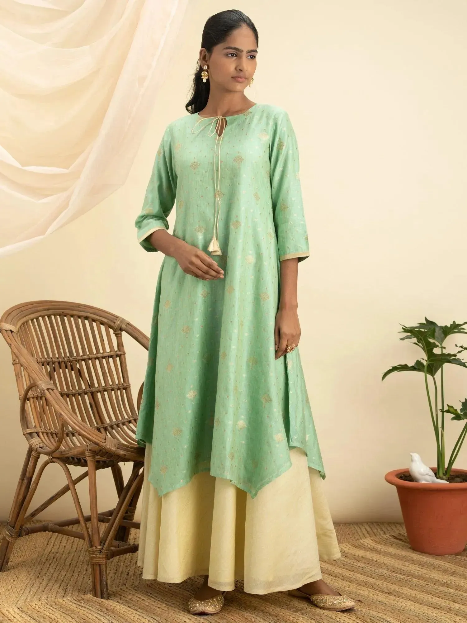 Green Self Design Silk A-Line Kurta With Skirt