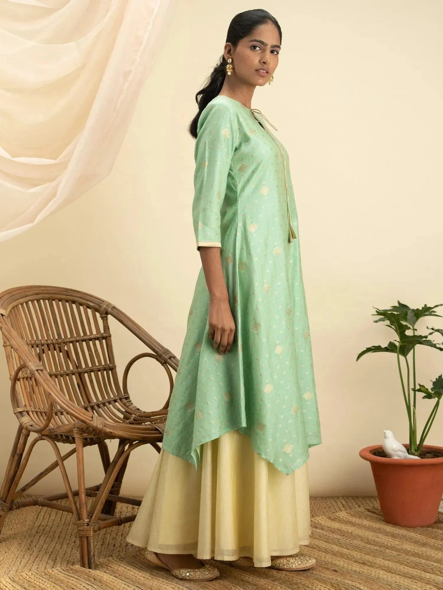 Green Self Design Silk A-Line Kurta With Skirt