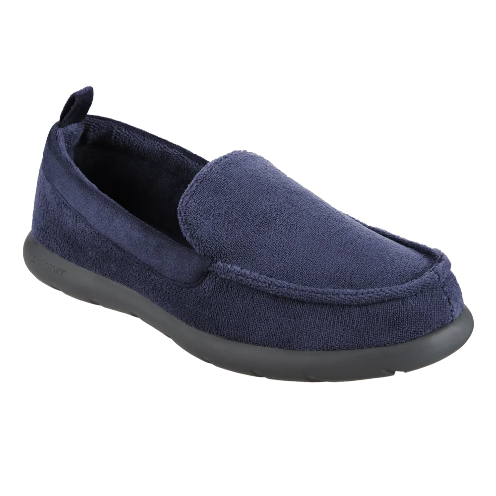 Isotoner with Everywear® Men’s Microterry Moccasin