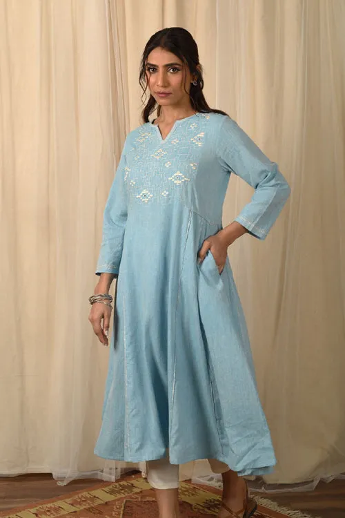 Rangsutra Baori Blue Hand Embroidered 3Q Sleeve Kurta