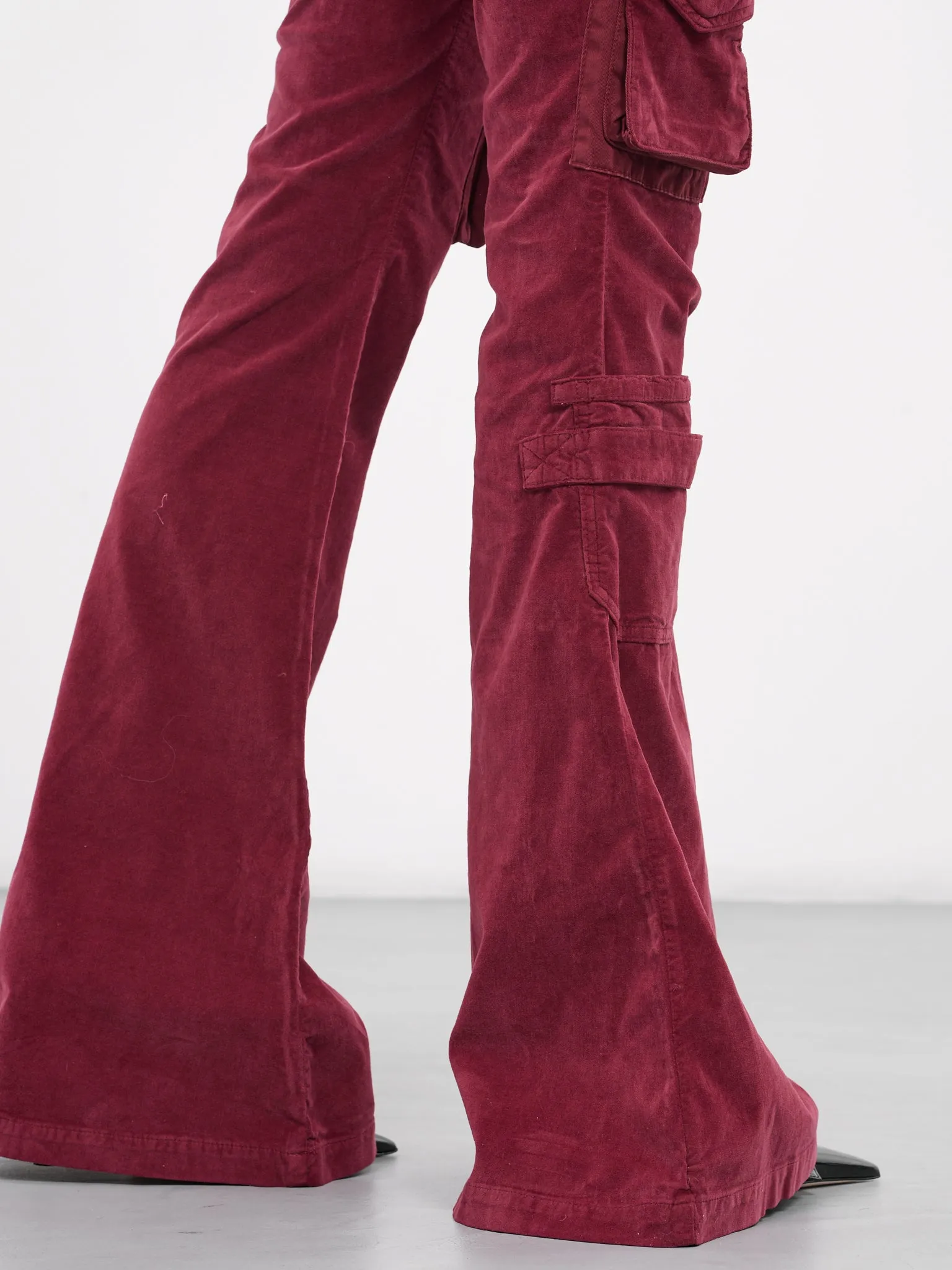 Velvet Flared Trousers (4P024A-N0745-PORT-ROYALE)