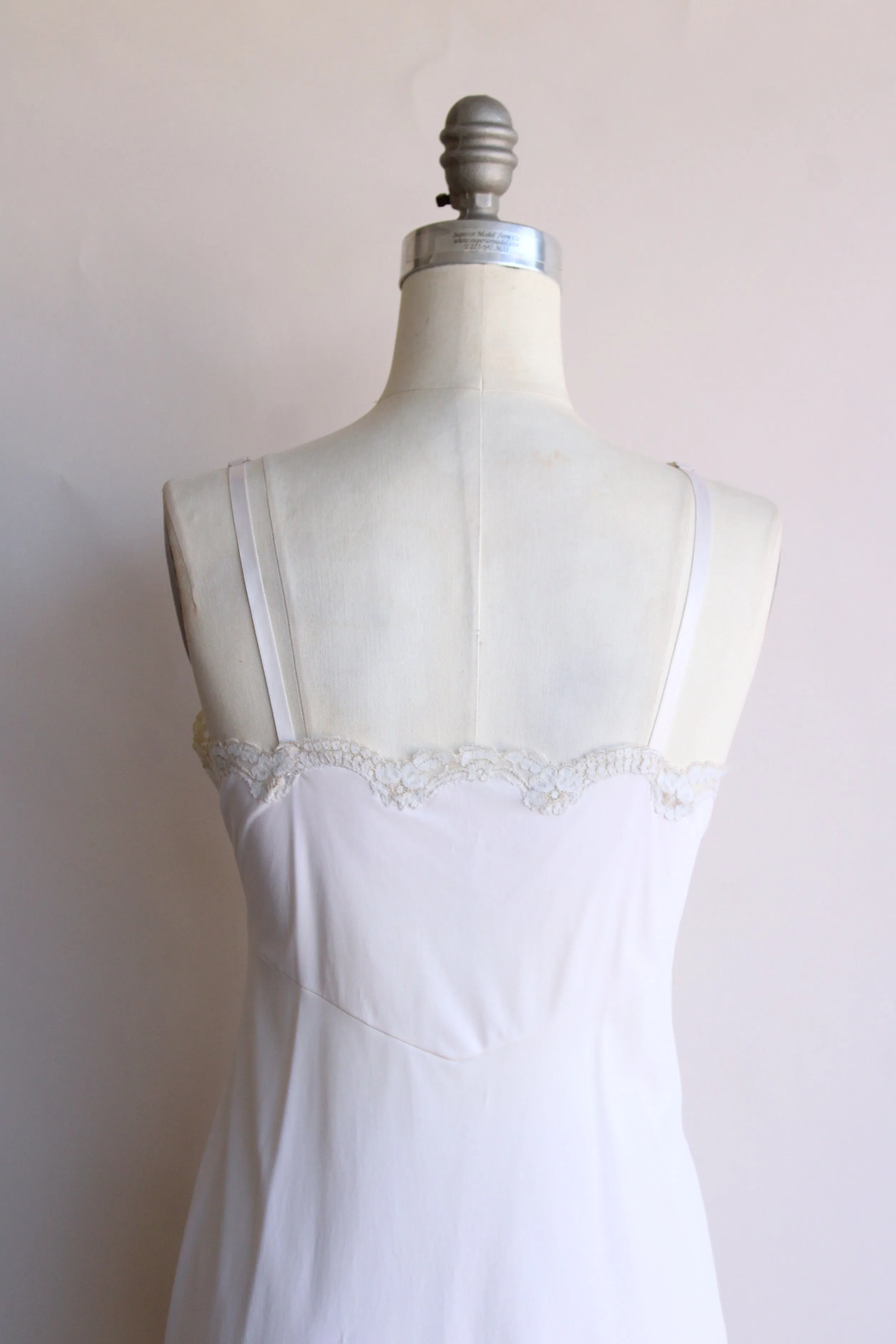 Vintage 1950s Van Raalte Full Slip