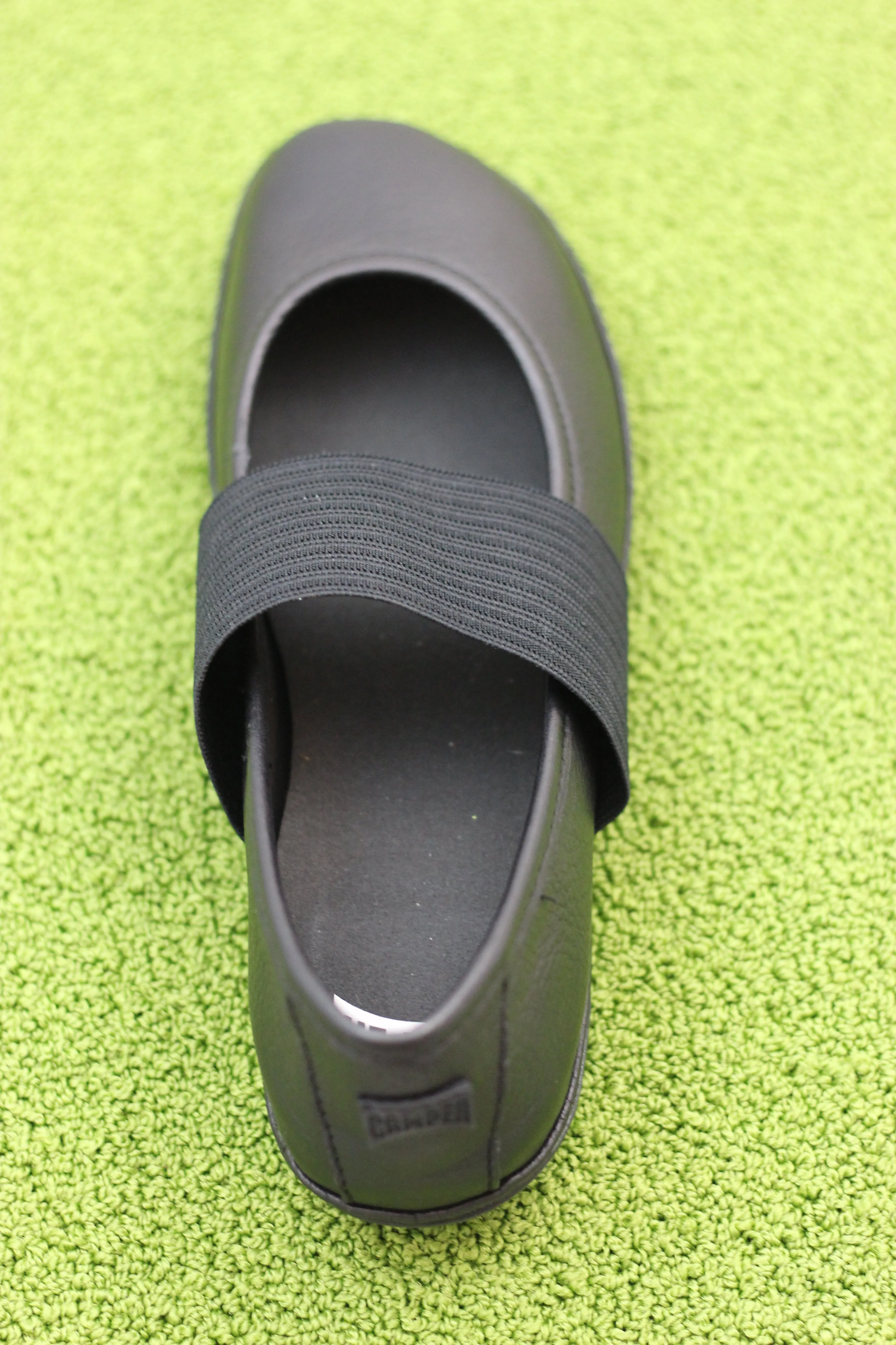 Womens Right Mary Jane Slip On - Black Leather