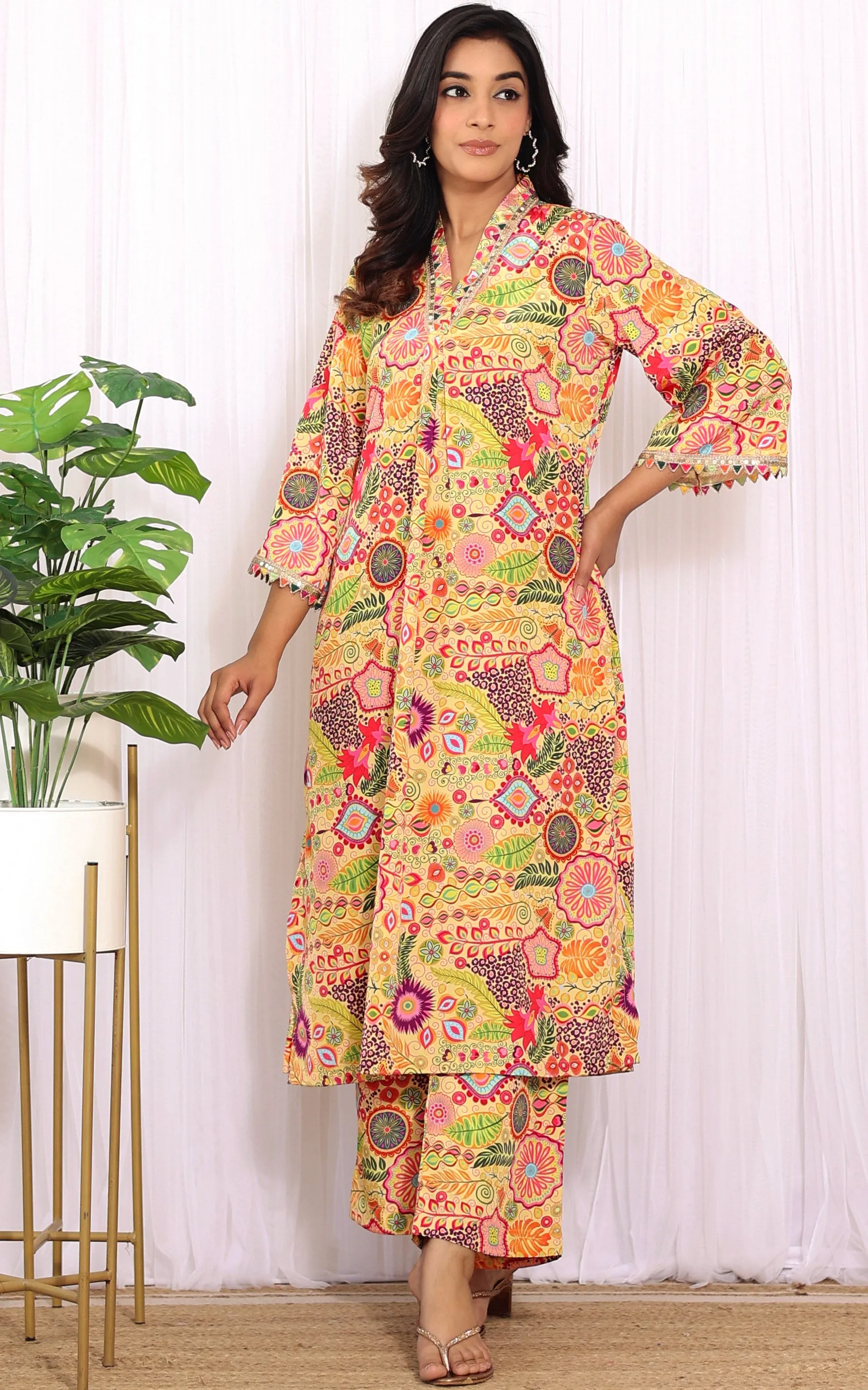 Yellow Kitschy Printed Crepe Kurta Co-ord Set