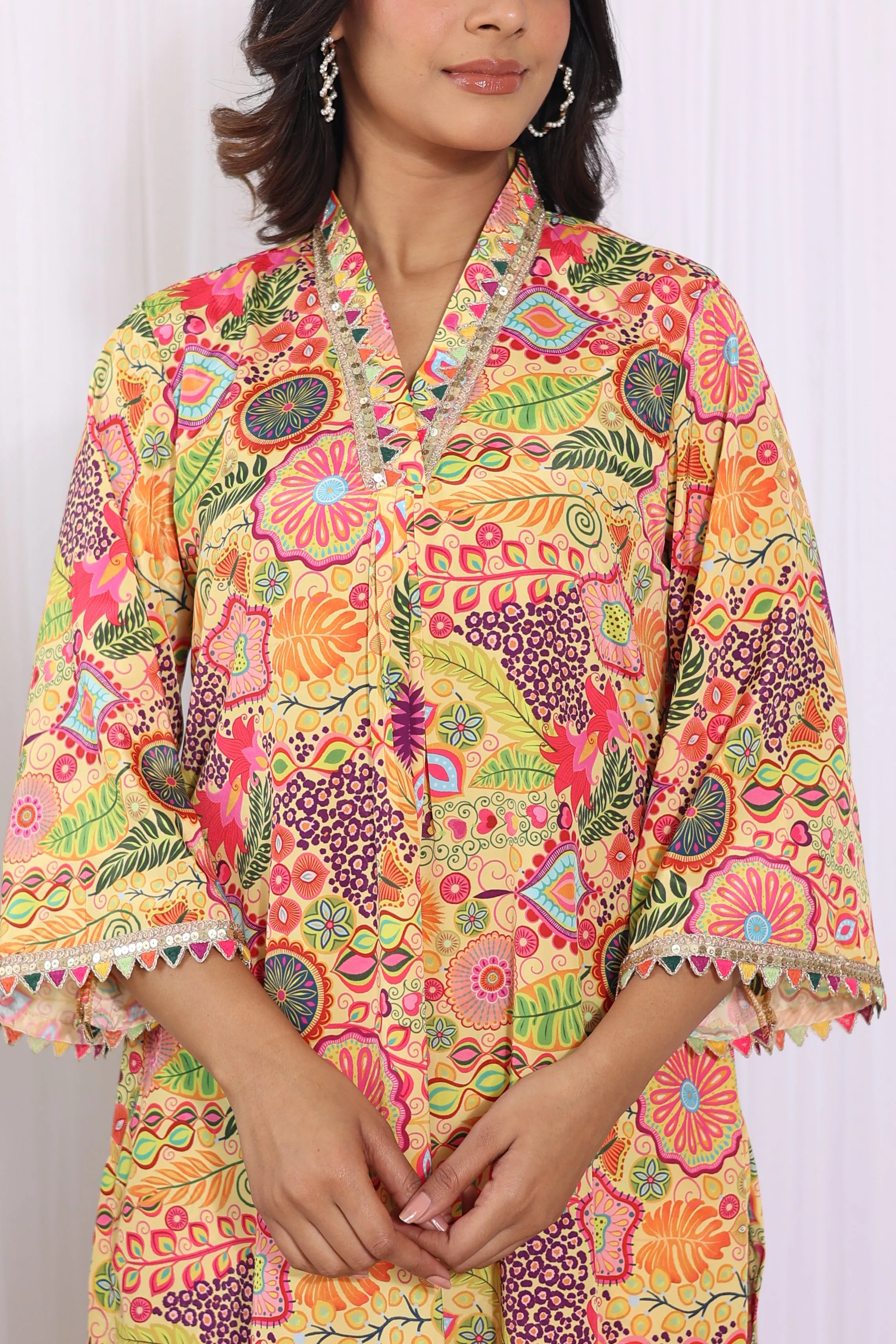 Yellow Kitschy Printed Crepe Kurta Co-ord Set